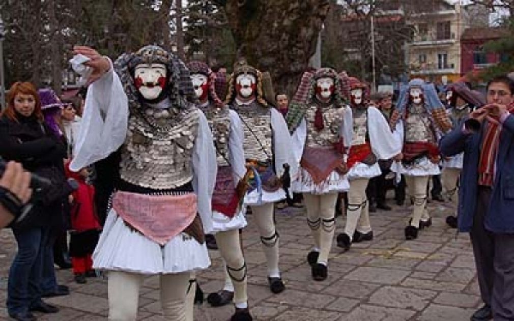 Αποκριά με &quot;Μπούλες&quot; στη Νάουσα